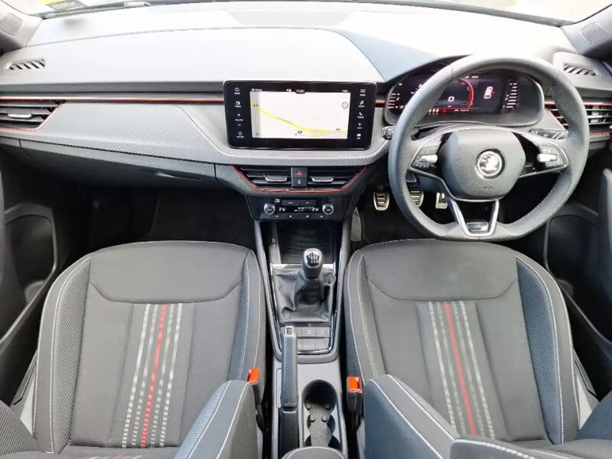 2024-skoda-kamiq-10-tsi-monte-carlo-116ps-big-2