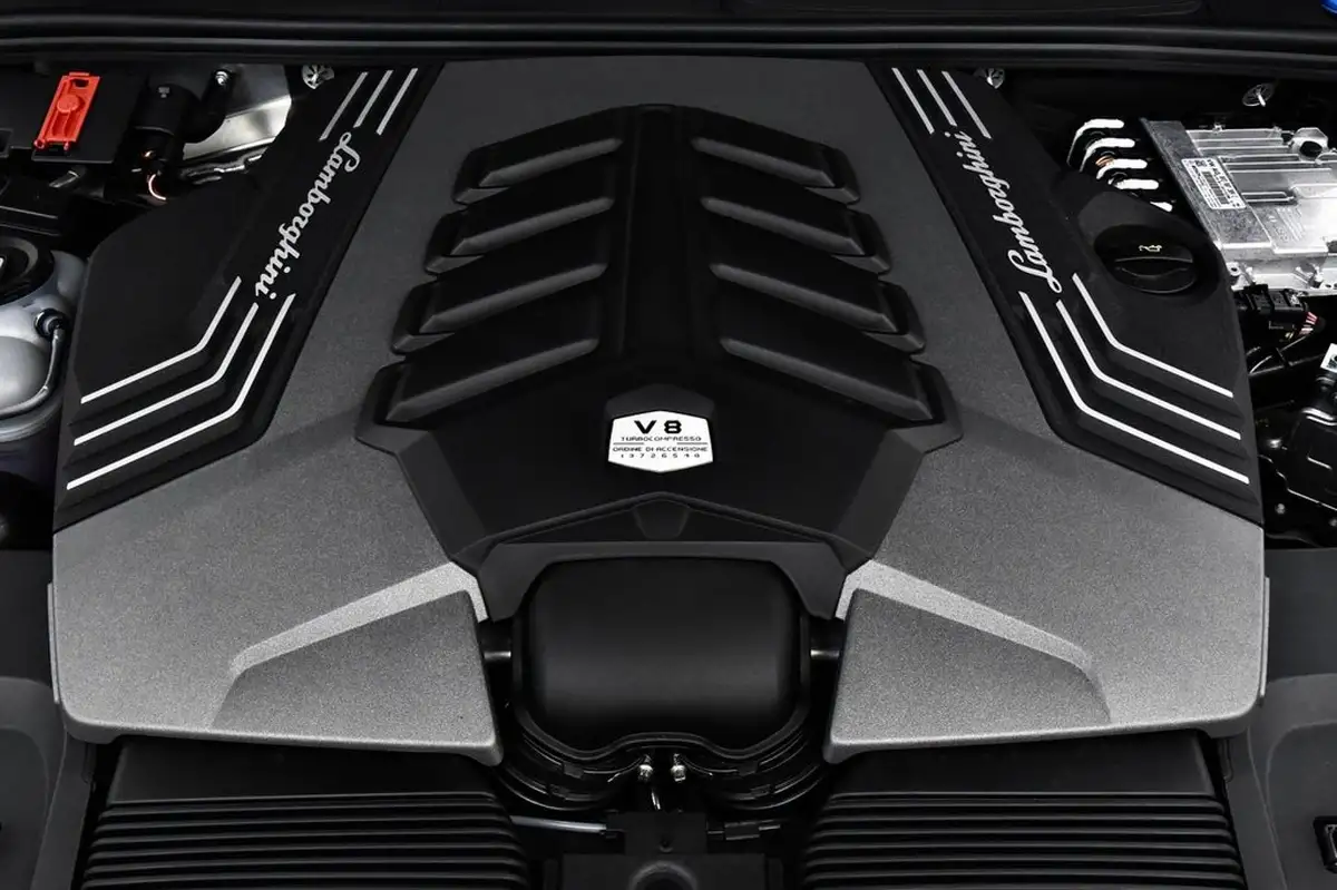 2024-lamborghini-urus-40-no-trim-big-60