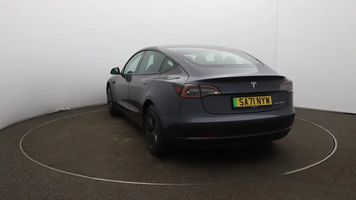 2021-tesla-model-3-e-long-range-awd-big-60