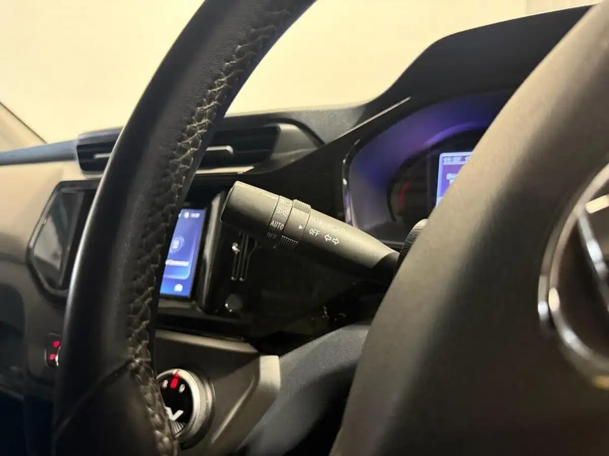 2021-maxus-e-deliver-3-e-l1h1-35kwh-big-27