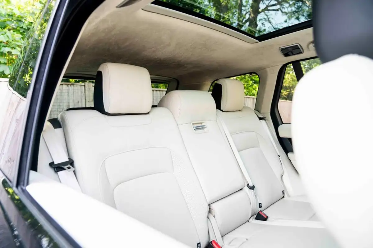 2020-land-rover-range-rover-30-sdv6-westminster-big-11