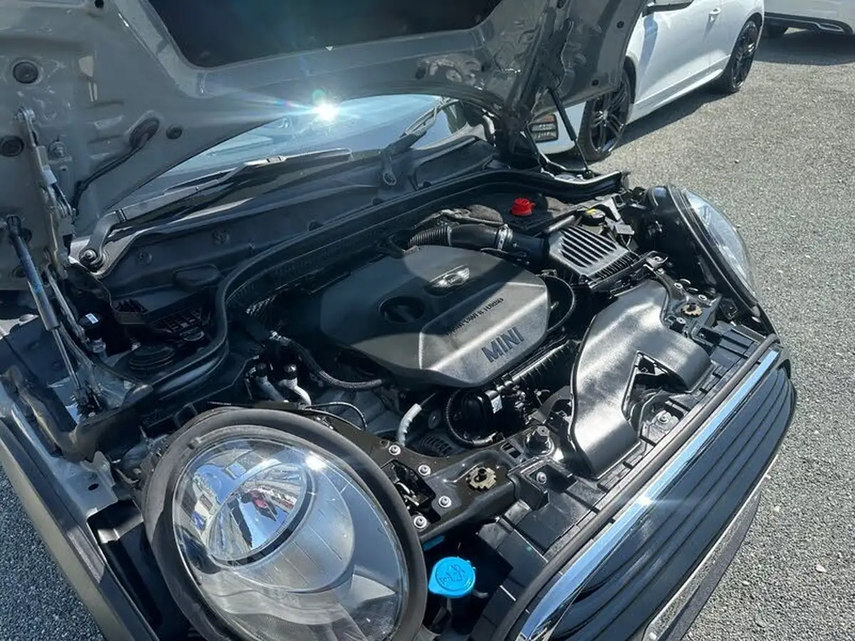 2015-mini-cooper-15-cooper-5d-big-58