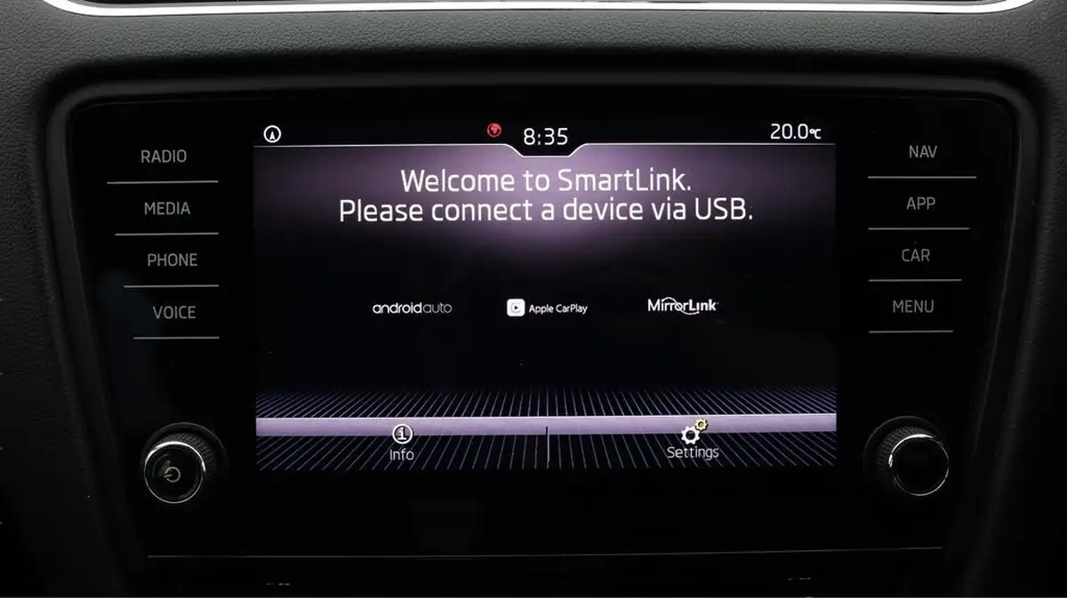 2019-skoda-octavia-10-tsi-se-technology-estate-big-26