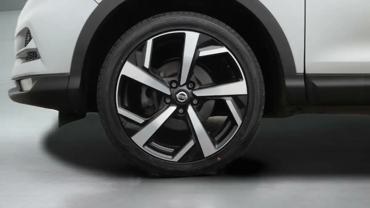 2021-nissan-qashqai-13-dig-t-n-motion-140ps-big-18