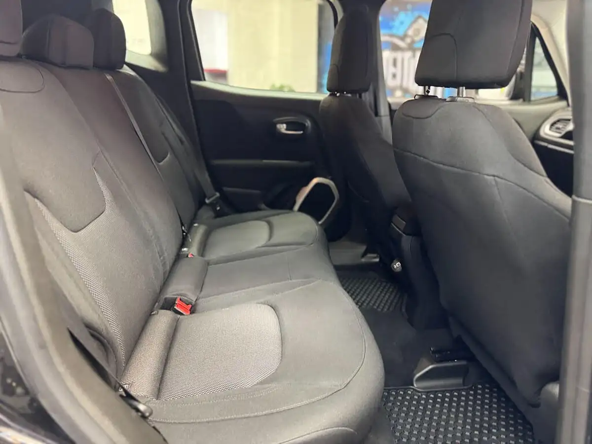 2018-jeep-renegade-10-gse-longitude-big-16