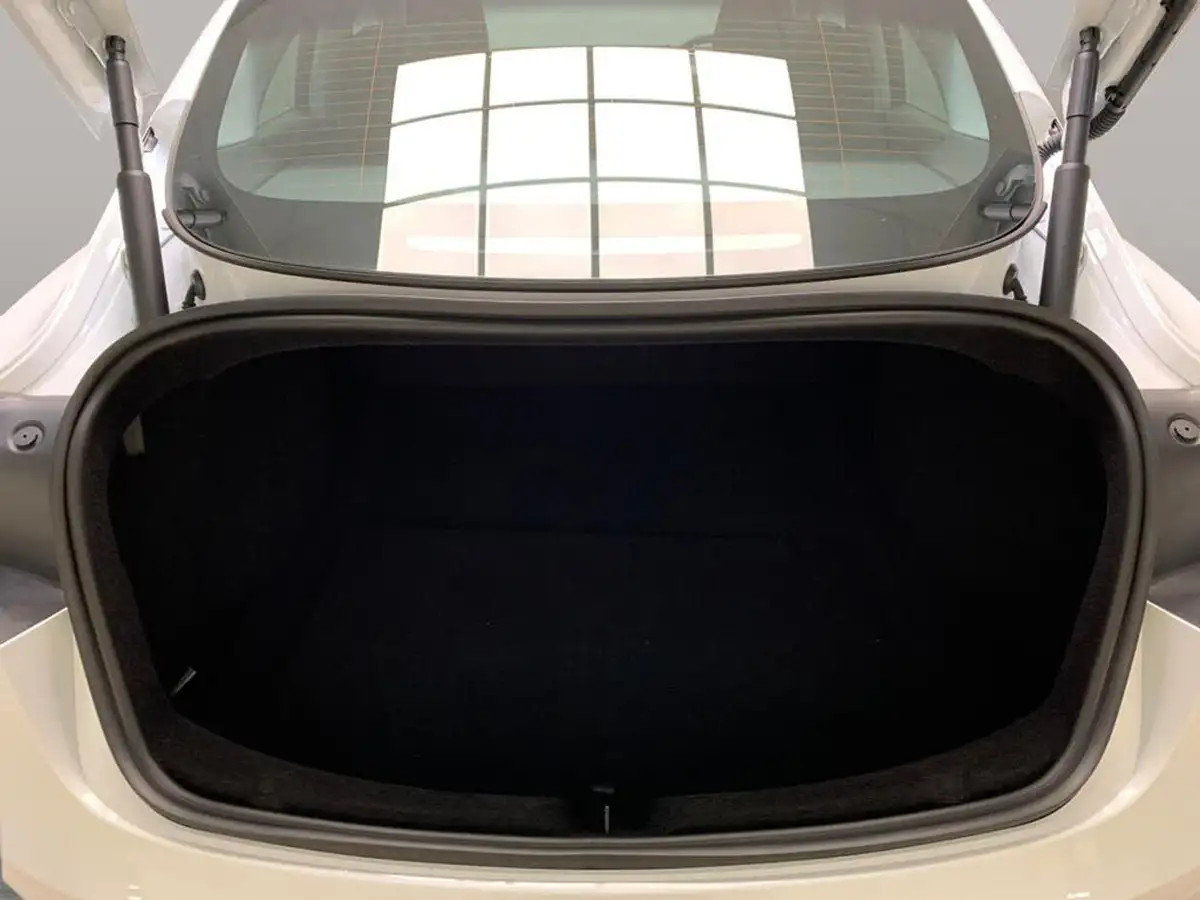 2024-tesla-model-3-e-rwd-big-44