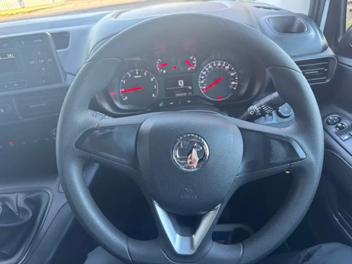 2021-vauxhall-combo-15cdti-edition-2000-100pseu6dt-big-21