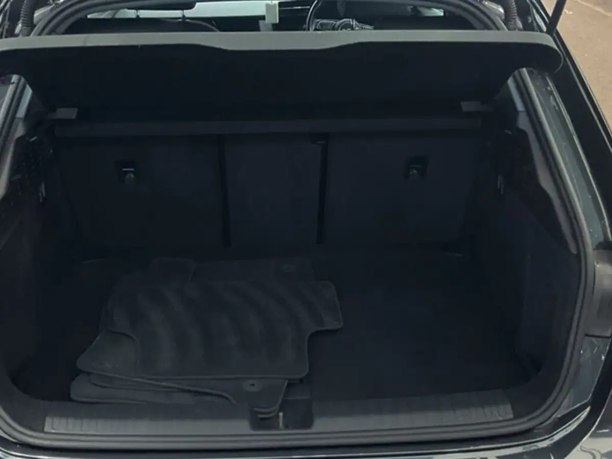 2021-audi-a3-15-35-tfsi-sportback-5d-s-tronic-big-4