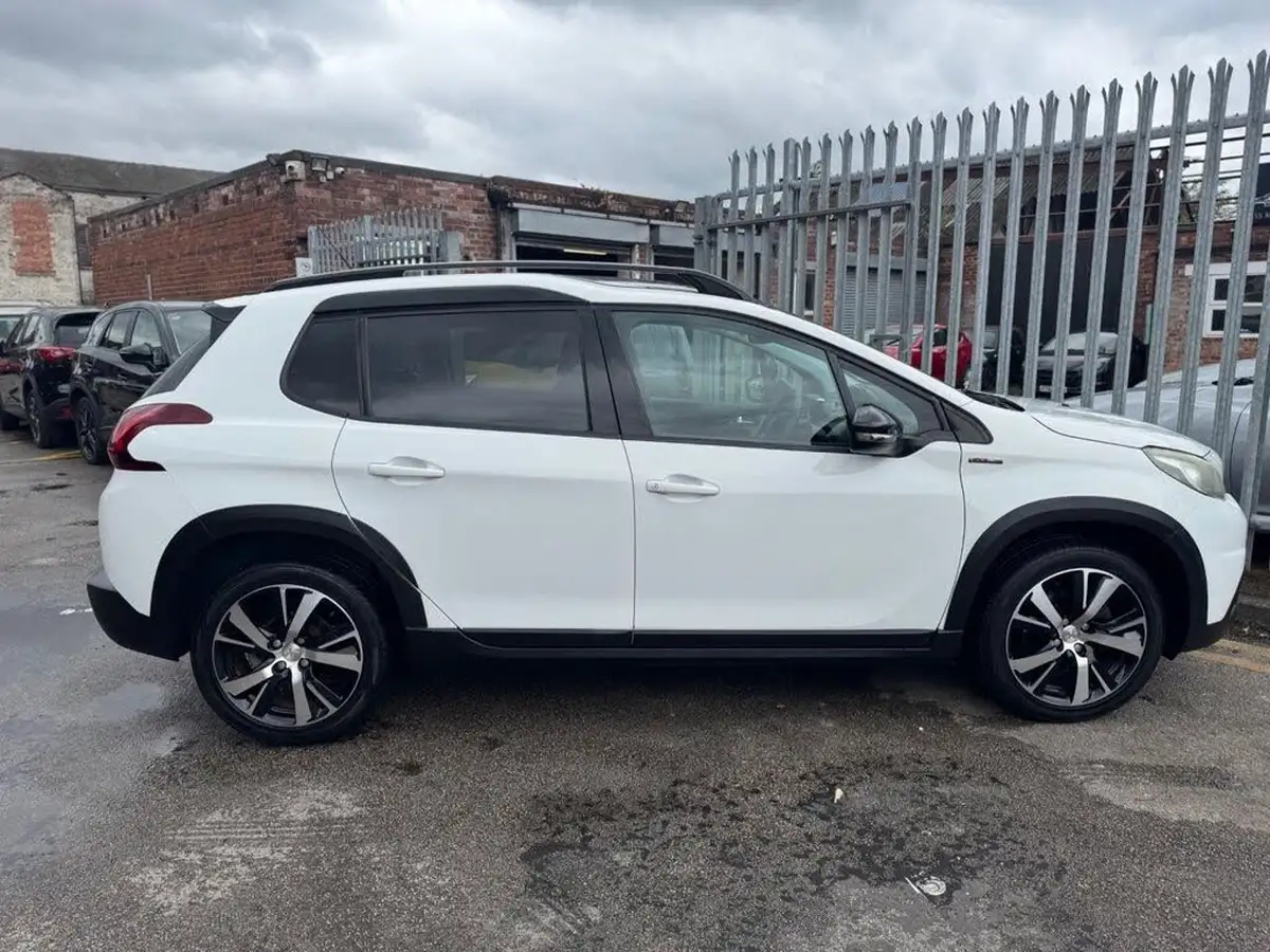 2017-peugeot-2008-suv-12-puretech-gt-line-110bhp-eat6-big-3