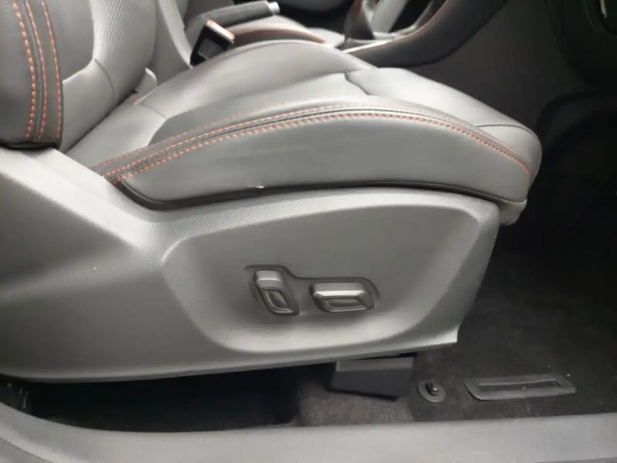 2023-mg-zs-suv-15-vti-tech-exclusive-big-13