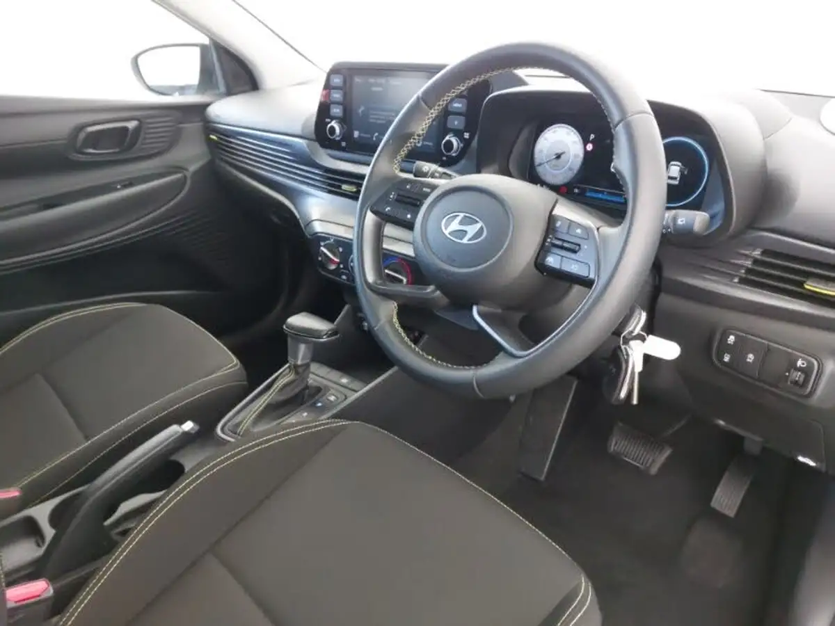 2024-hyundai-i20-10-t-gdi-advance-dct-big-10