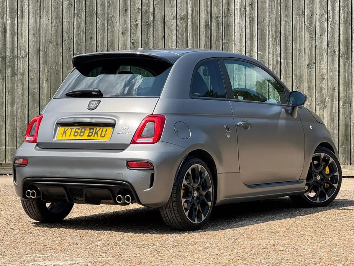 2018-abarth-595-14-tjet-competizione-big-5