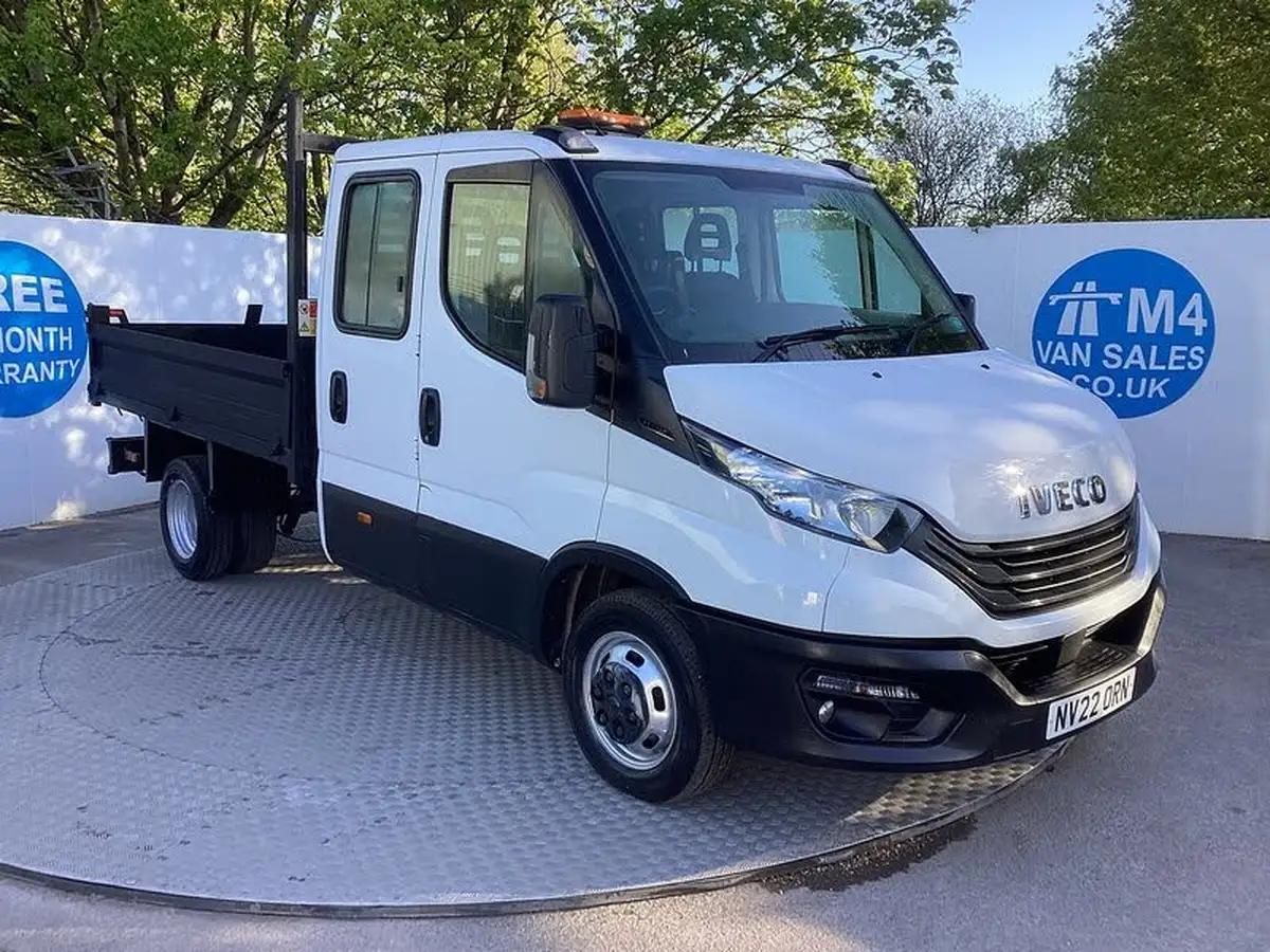 2022-iveco-daily-35c-class-23td-35c14-business-3000mm-136pseu6dt-3000-big-1