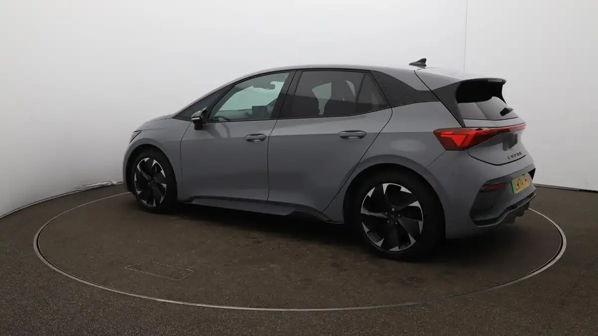 2024-cupra-born-e-v2-edition-big-34