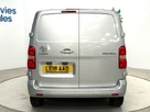 2019-toyota-proace-20d-design-medium-120hpeu6-panel-small-7