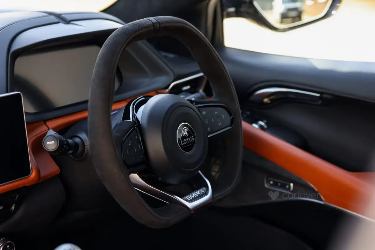 2023-lotus-emira-35-first-edition-v6-big-70