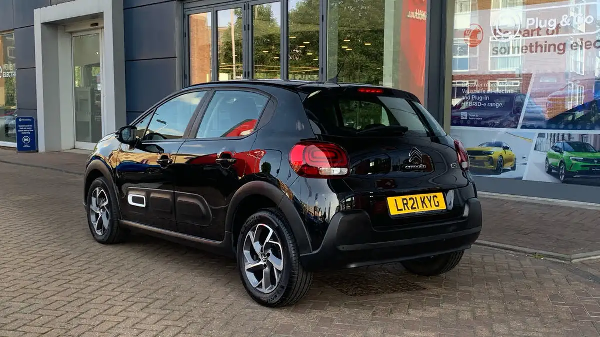 2021-citroen-c3-12-puretech-shine-83ps-big-4
