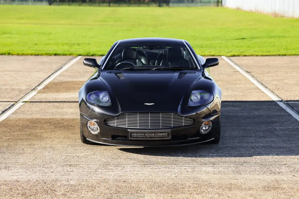 2004-aston-martin-vanquish-59-big-1