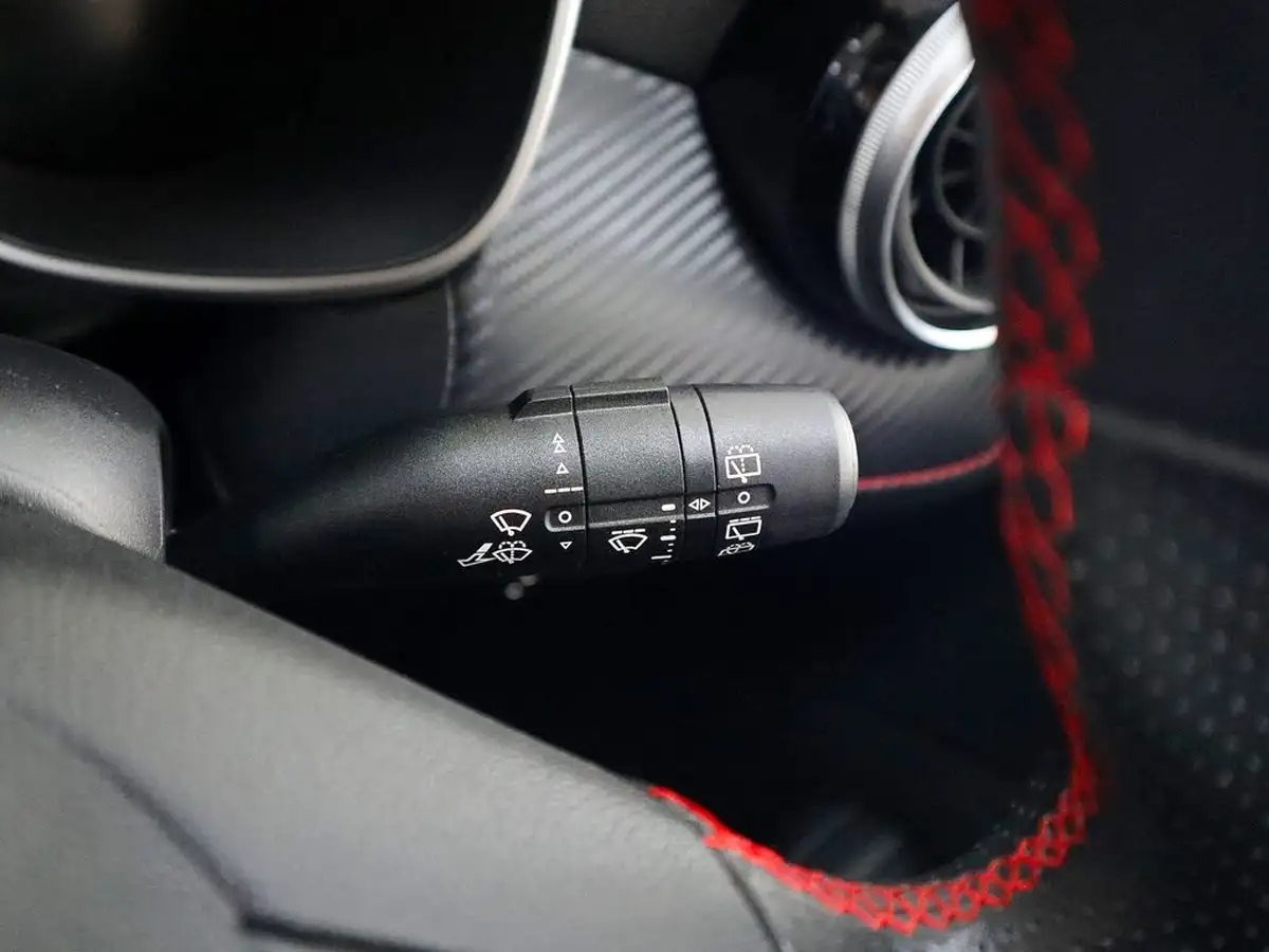 2020-mg-zs-suv-15-vti-tech-exclusive-106ps-big-37