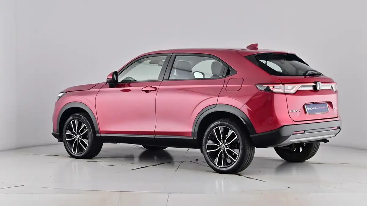 2022-honda-hr-v-15-i-mmd-elegance-big-64