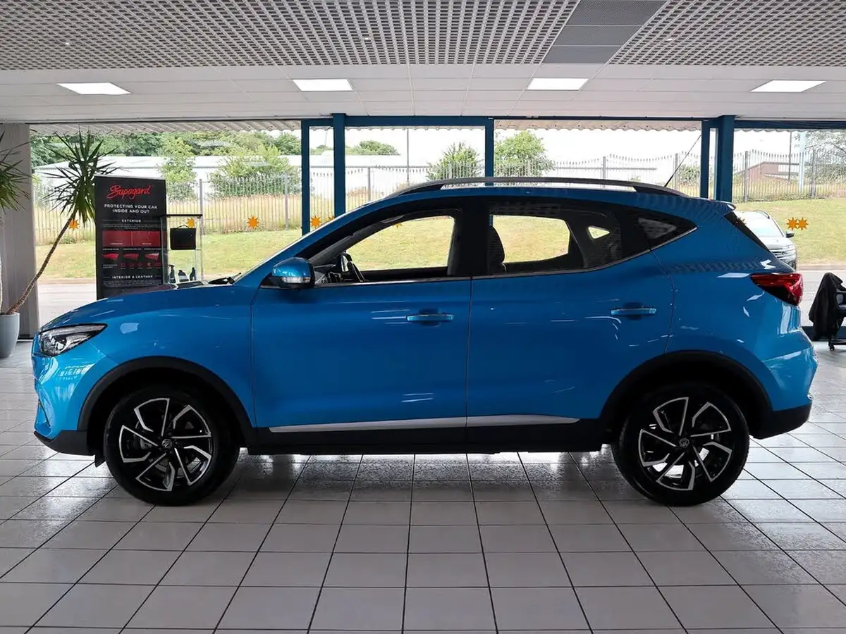 2020-mg-zs-suv-15-vti-tech-exclusive-106ps-big-9