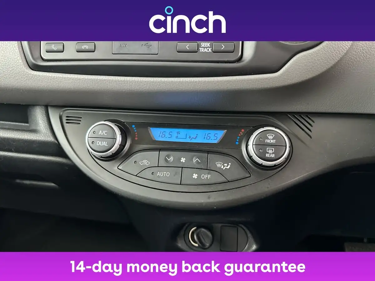 2020-toyota-yaris-15-vvt-i-active-big-28