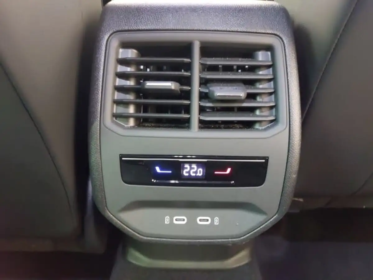 2024-cupra-formentor-14-e-hybrid-v2-big-9