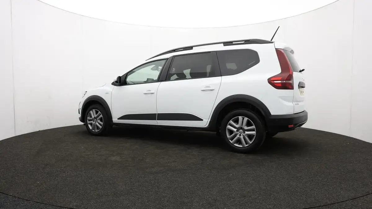 2023-dacia-jogger-10-tce-expression-big-67
