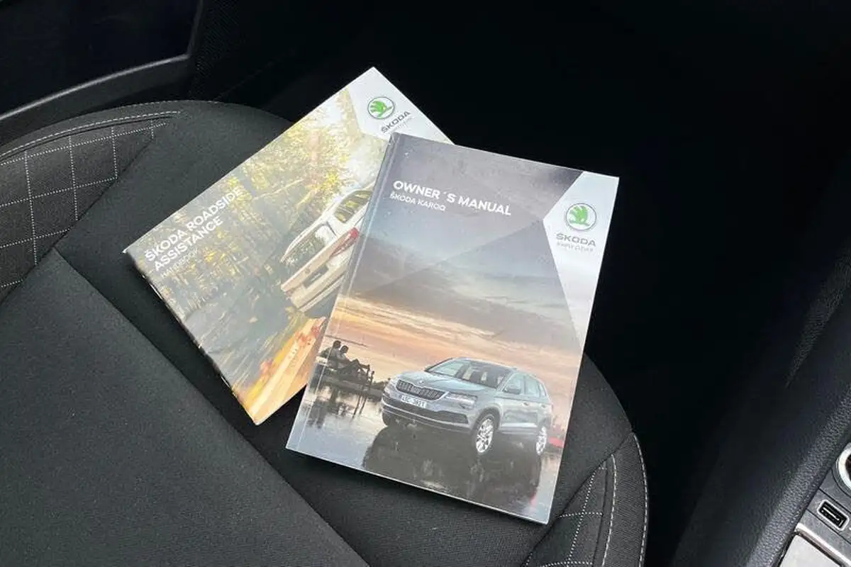 2020-skoda-karoq-15-tsi-se-technology-big-21
