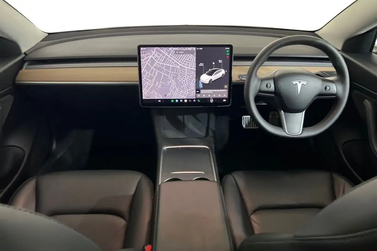 2020-tesla-model-3-e-standard-plus-big-11