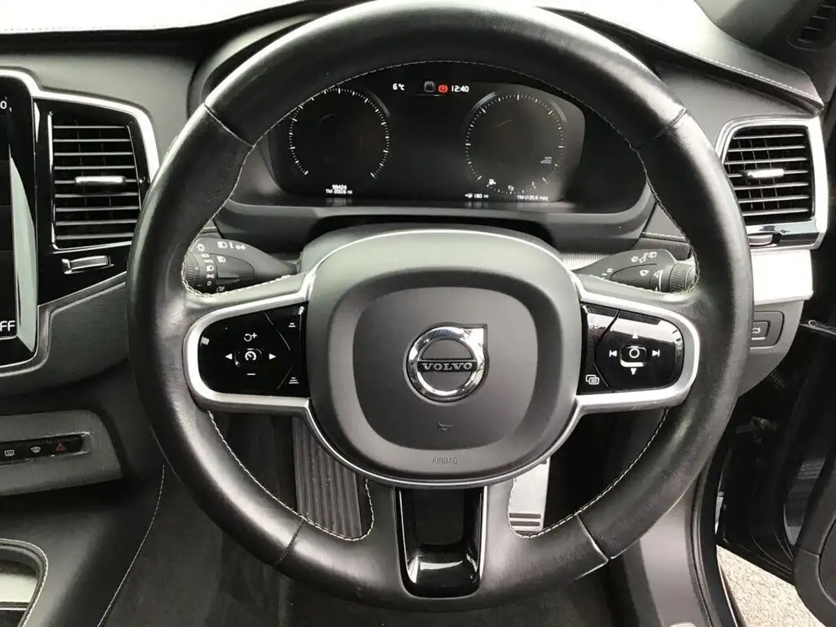 2020-volvo-xc90-20td-b5-r-design-big-13