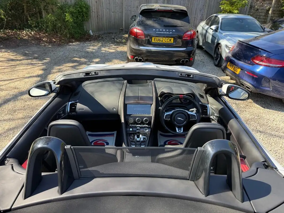 2020-jaguar-f-type-20-i4-chequered-flag-convertible-big-29