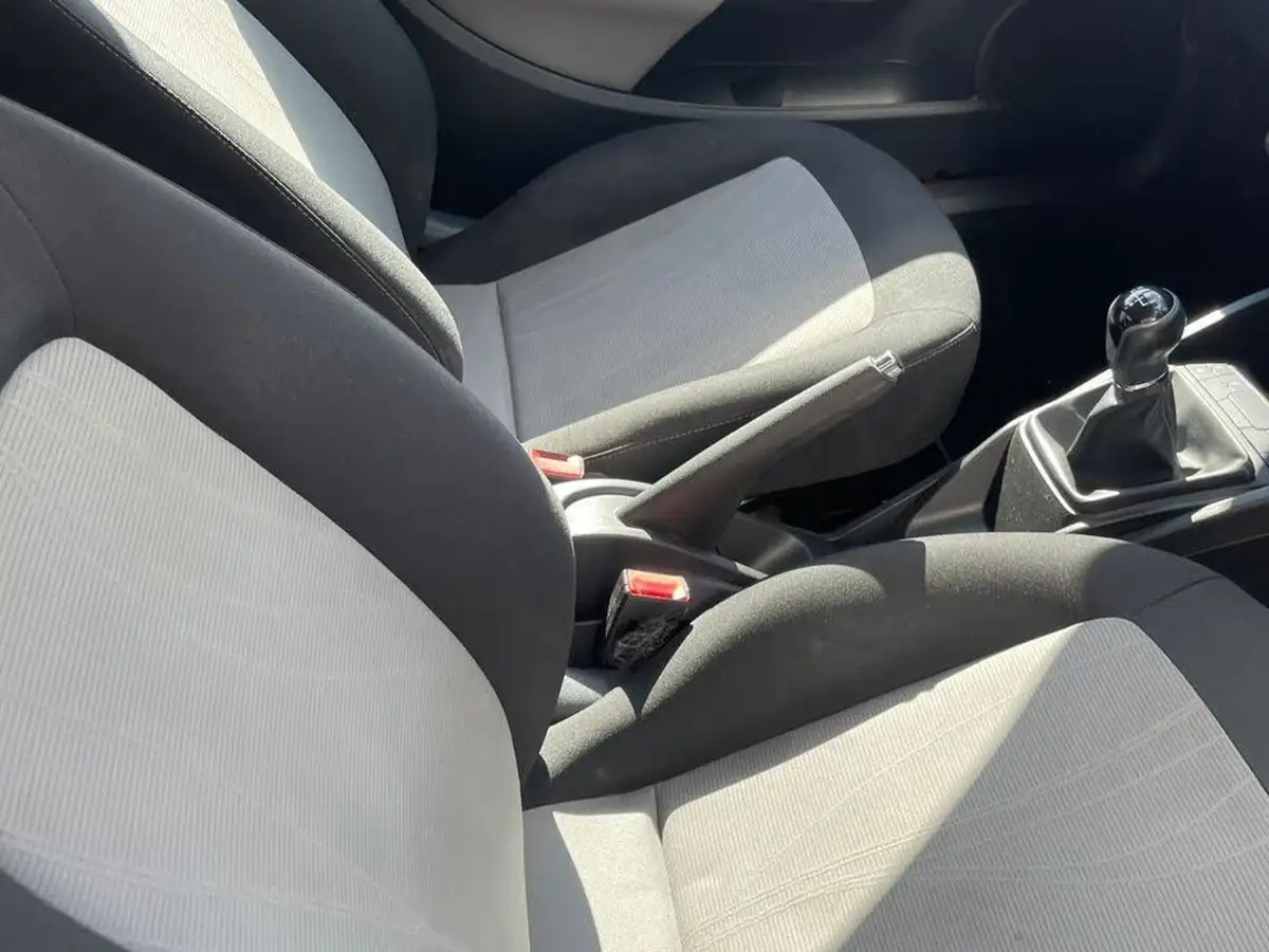2014-seat-ibiza-14-toca-16v-85ps-sportcoupe-3d-big-13