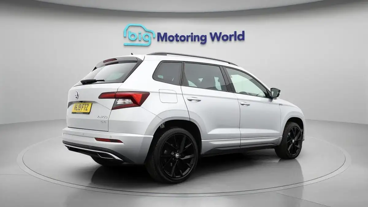 2019-skoda-karoq-20-tsi-sportline-big-7