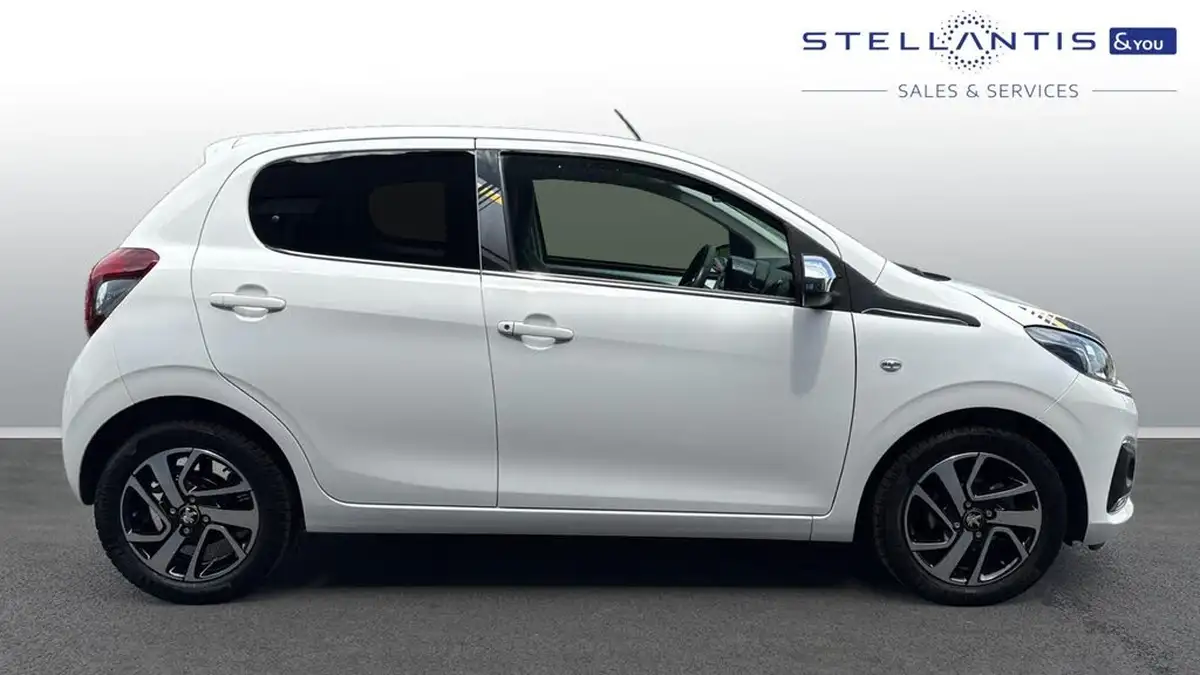 2021-peugeot-108-10-collection-hatchback-big-1