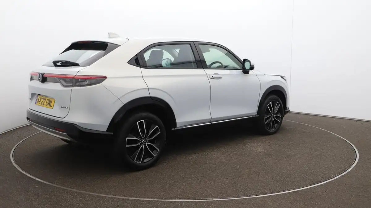 2022-honda-hr-v-15-i-mmd-advance-big-53