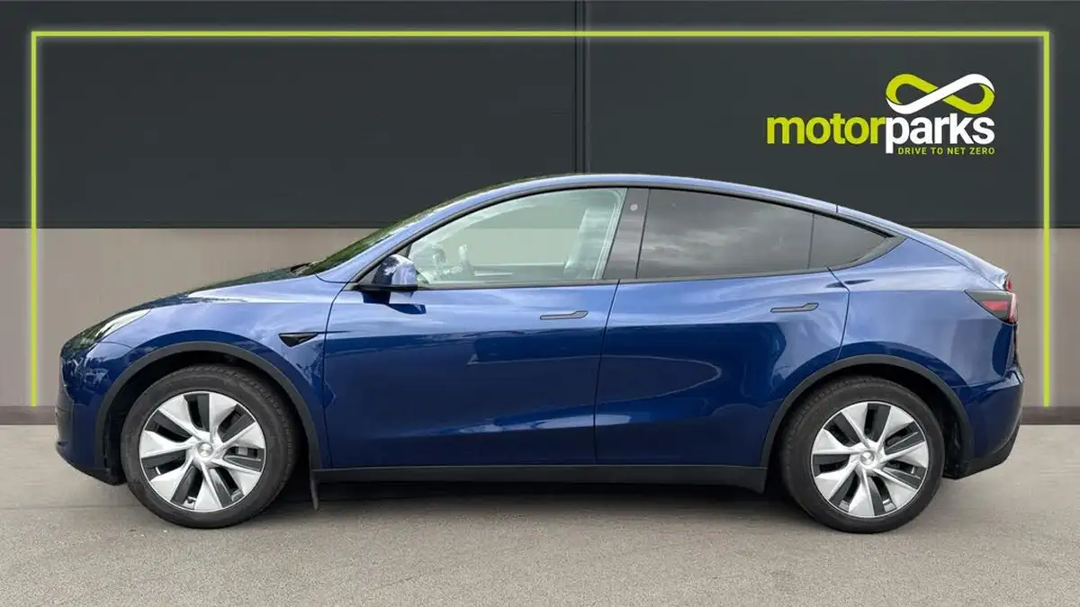 2023-tesla-model-y-e-rwd-big-5