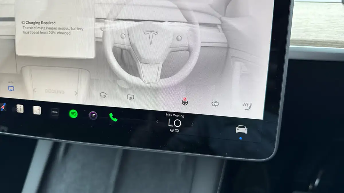 2023-tesla-model-y-e-rwd-big-29