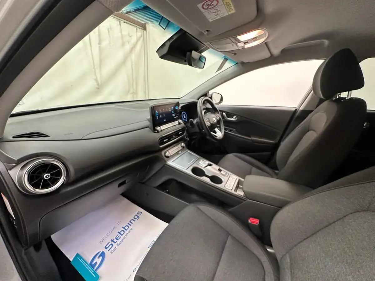 2023-hyundai-kona-e-premium-136ps-39kwh-big-27