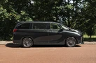 2025-lexus-lm-350h-25-awd-small-7