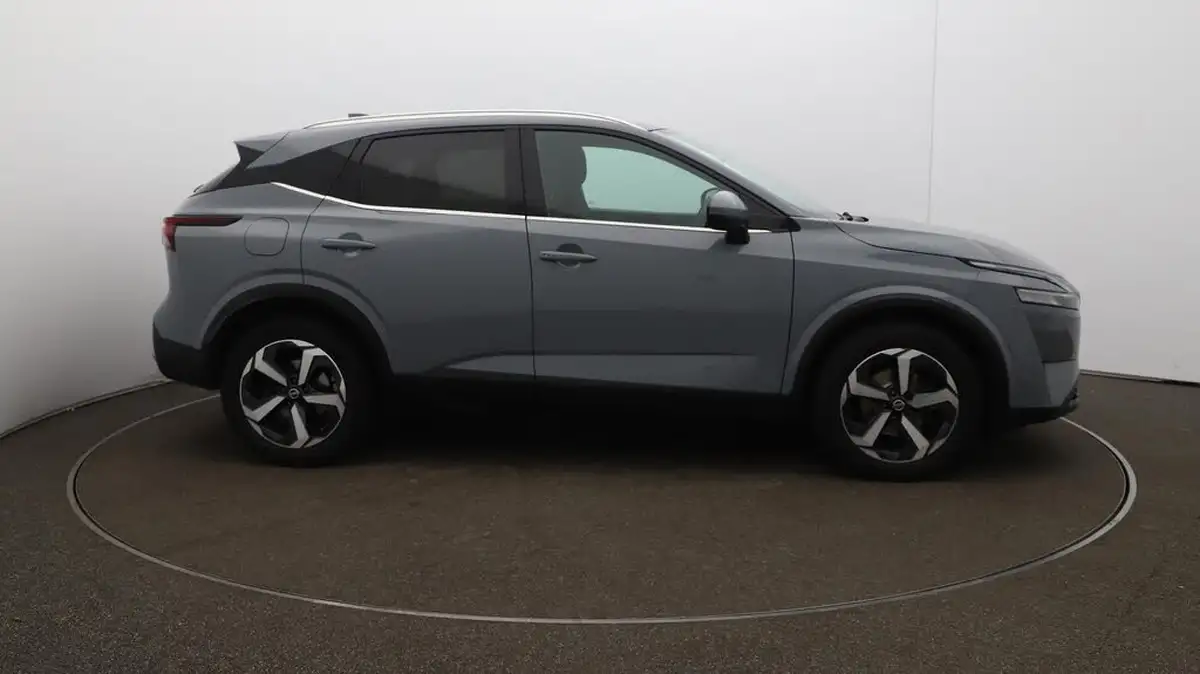 2021-nissan-qashqai-13-dig-t-premiere-edition-140ps-big-37