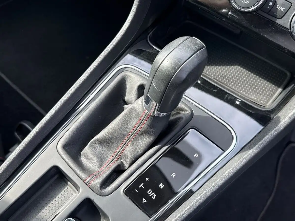 2020-seat-leon-15-tsi-evo-fr-150ps-hatchback-dsg-big-27