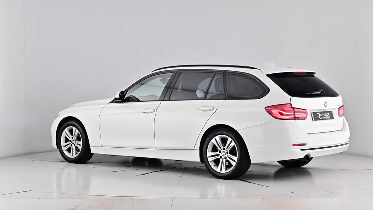 2017-bmw-3-series-15-318i-sport-touring-5d-big-62