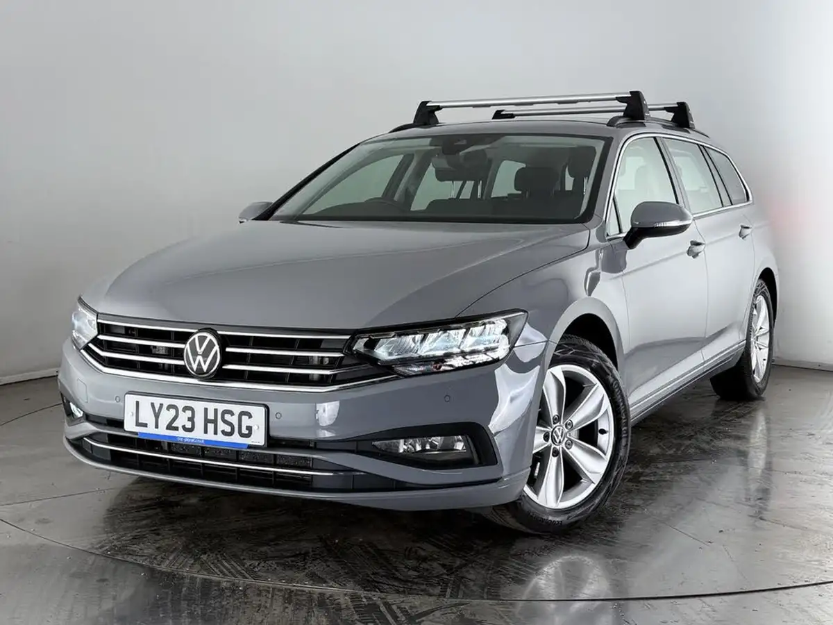 2023-volkswagen-passat-15-tsi-se-nav-big-44