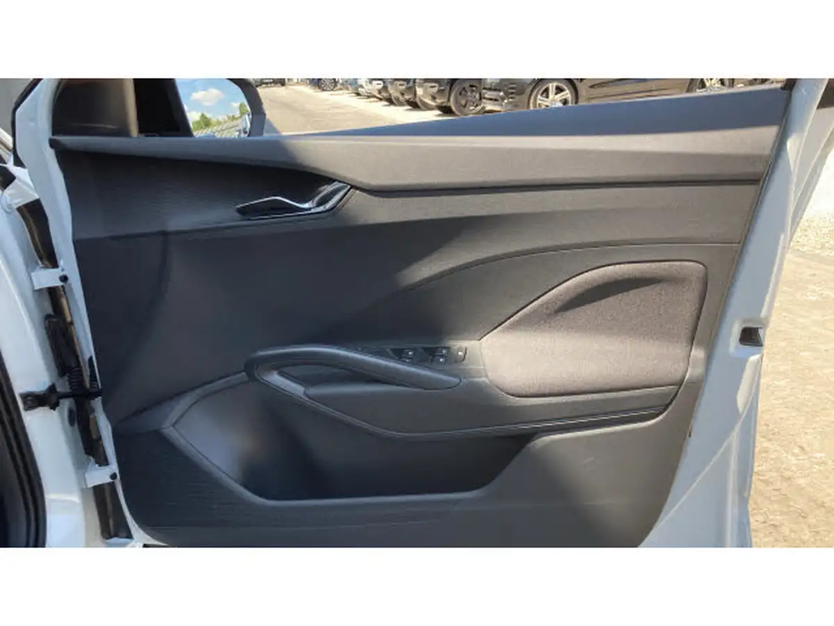 2024-skoda-fabia-15-tsi-colour-edition-big-18