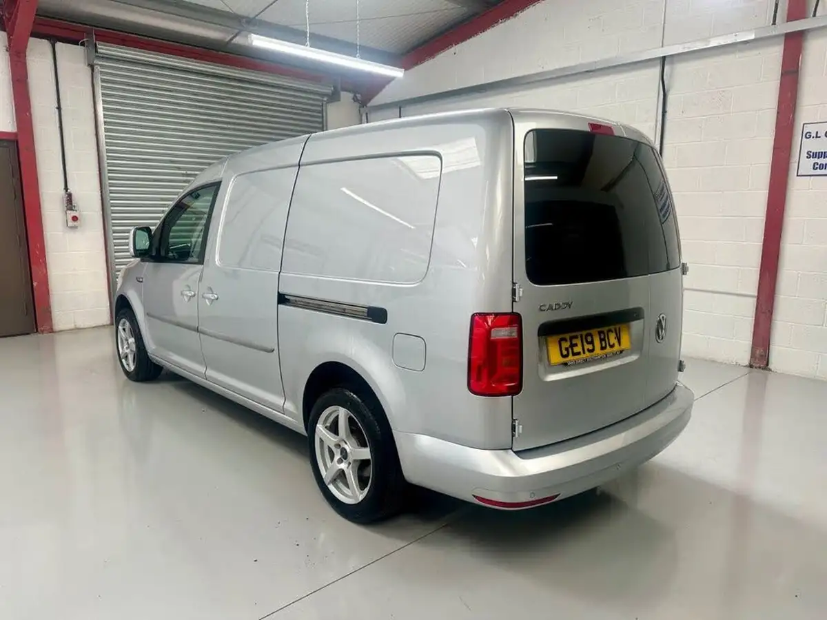 2019-volkswagen-caddy-maxi-20tdi-c20-maxi-highline-bmt-102pseu6-big-3