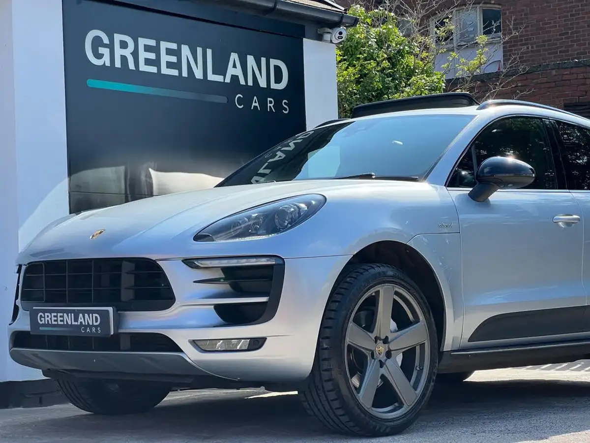 2015-porsche-macan-30td-s-big-60