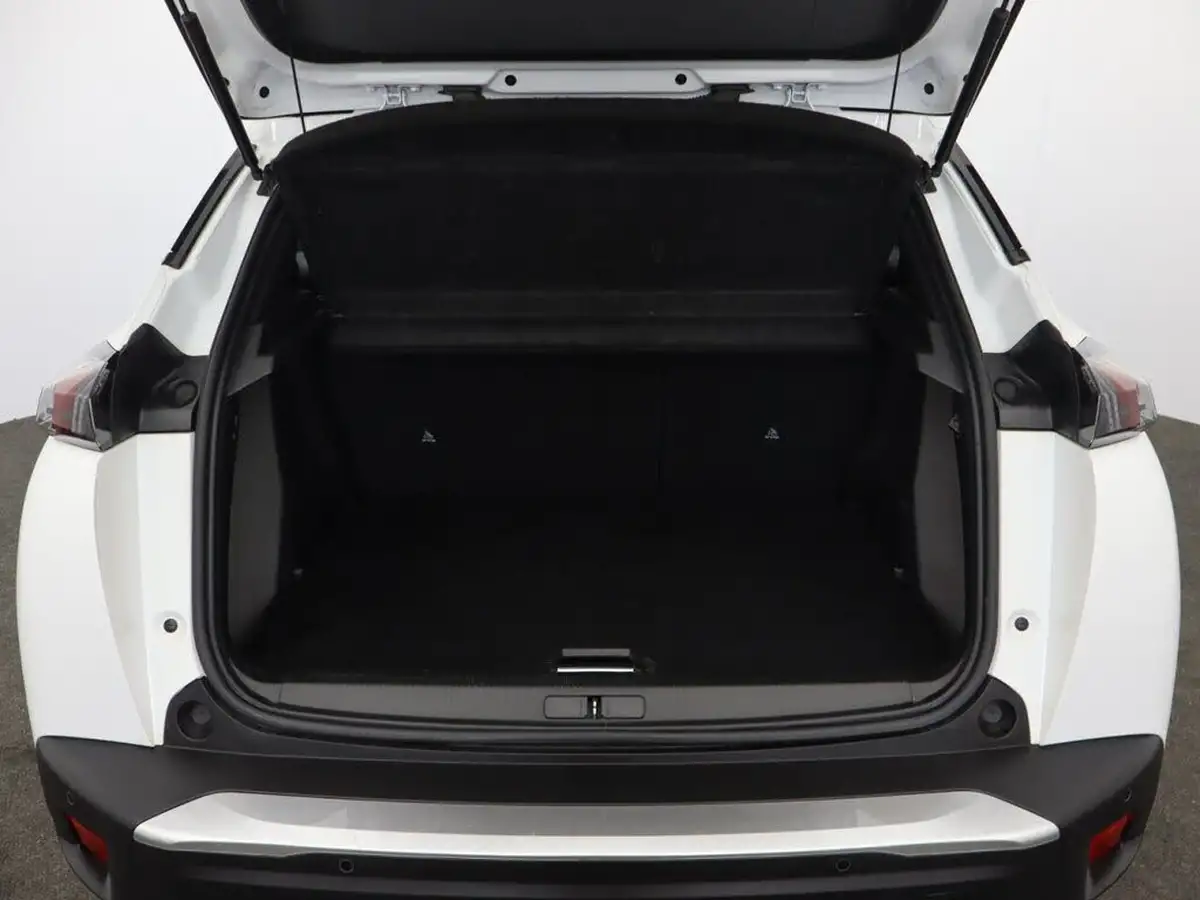 2022-peugeot-2008-suv-12-puretech-allure-premium-100bhp-big-36