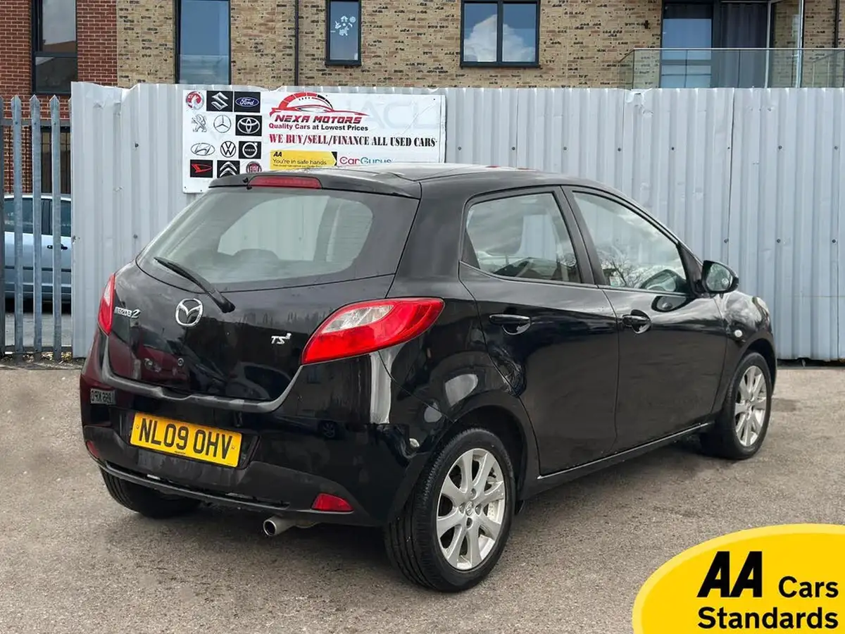 2008-mazda-mazda2-13-ts2-5d-big-9