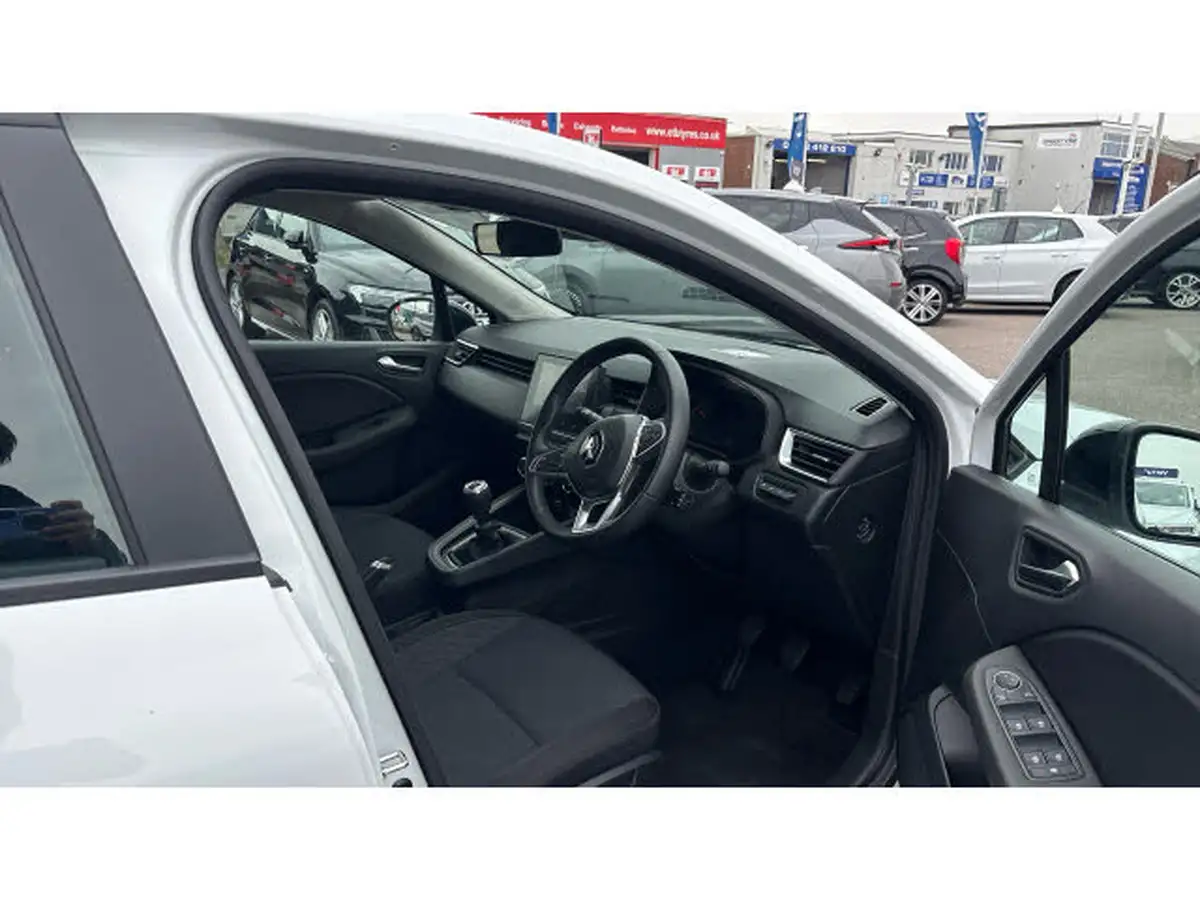 2023-renault-clio-10-tce-evolution-big-42